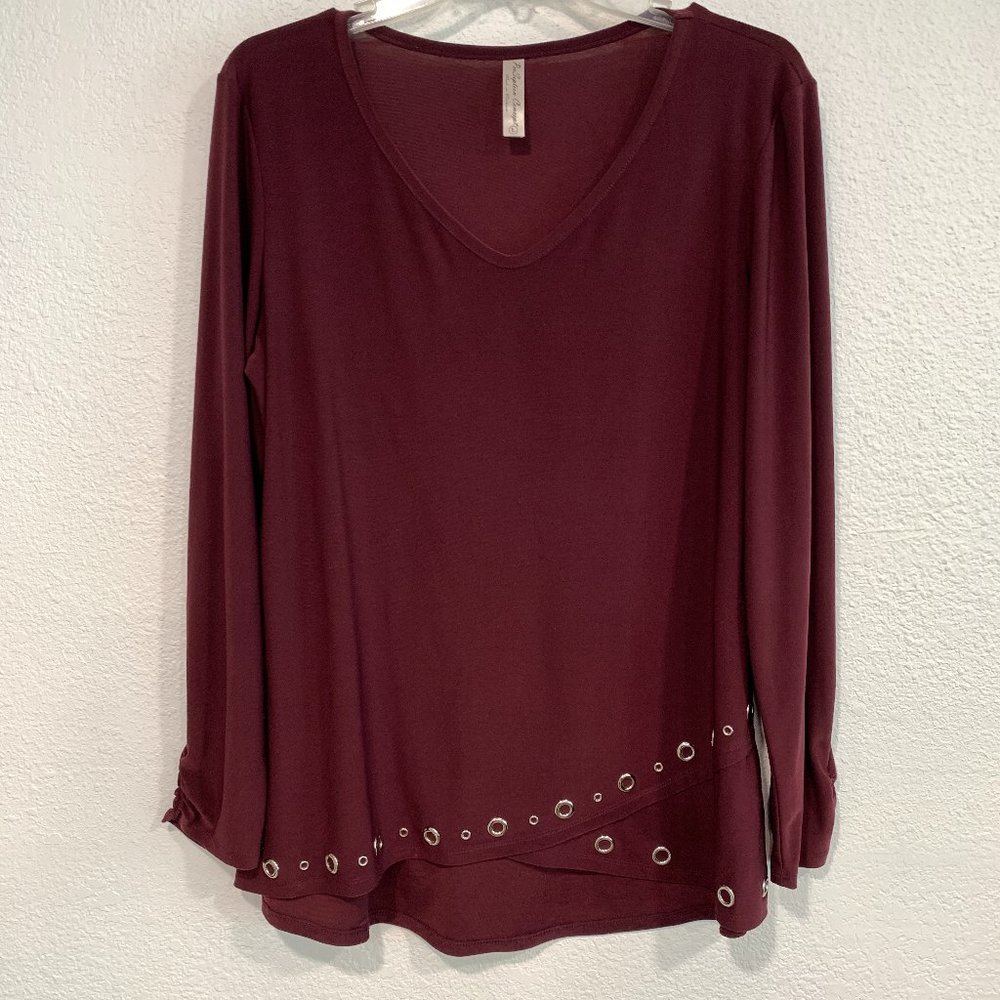 Per Seption Concept Burgundy Stretch Top HiLo Grommet Accents Long Sleeve Size L